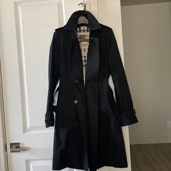 Heritage long Burberry Kensington coat